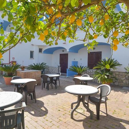 Hotel Celeste Procida Eksteriør bilde