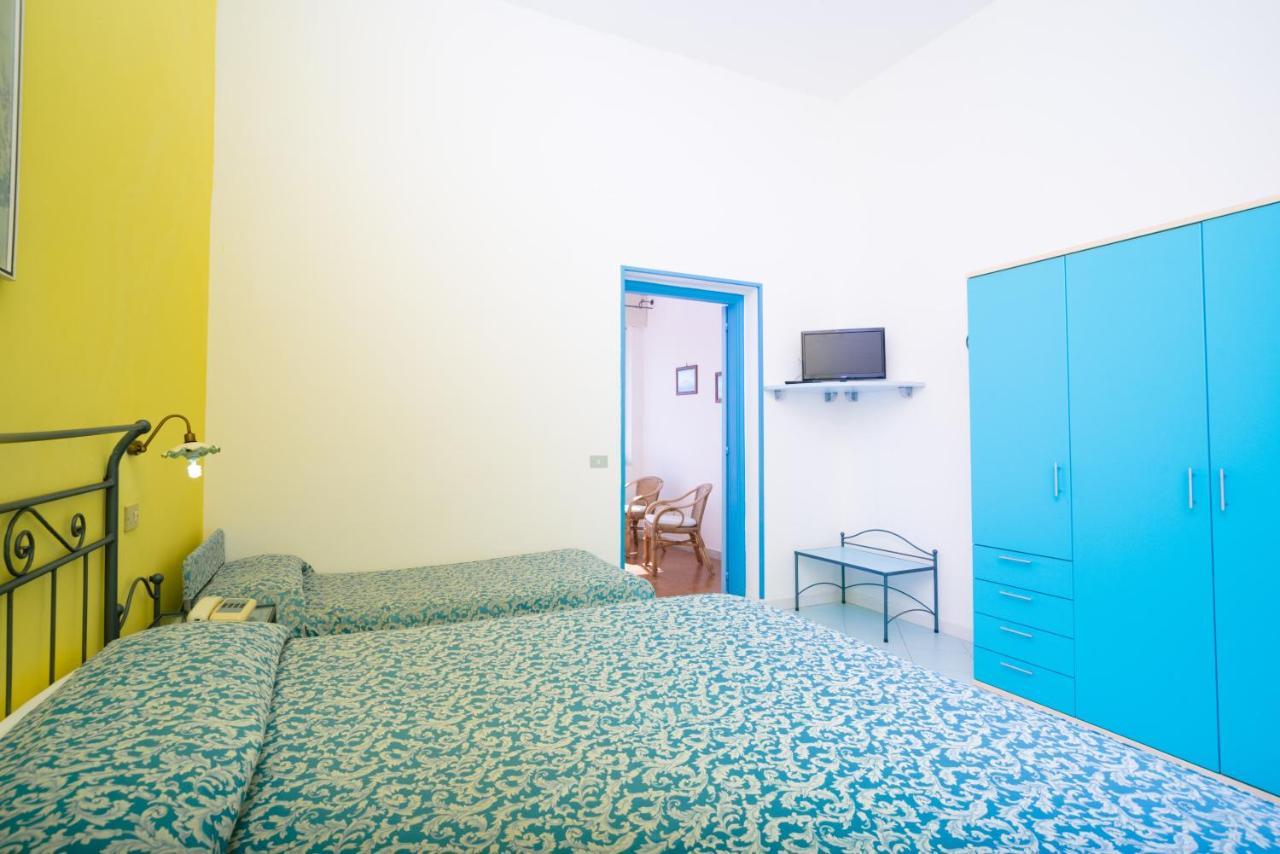 Hotel Celeste Procida Eksteriør bilde