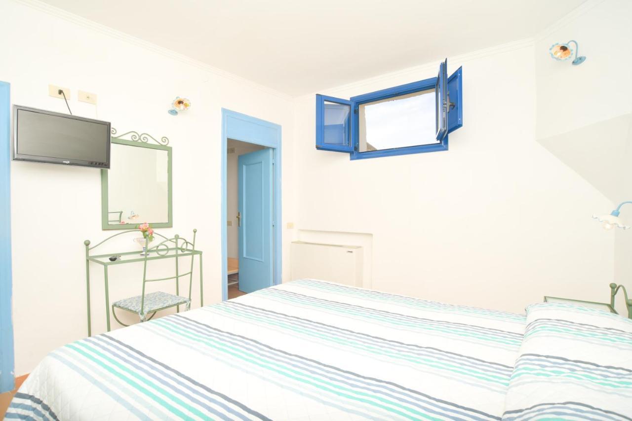 Hotel Celeste Procida Eksteriør bilde
