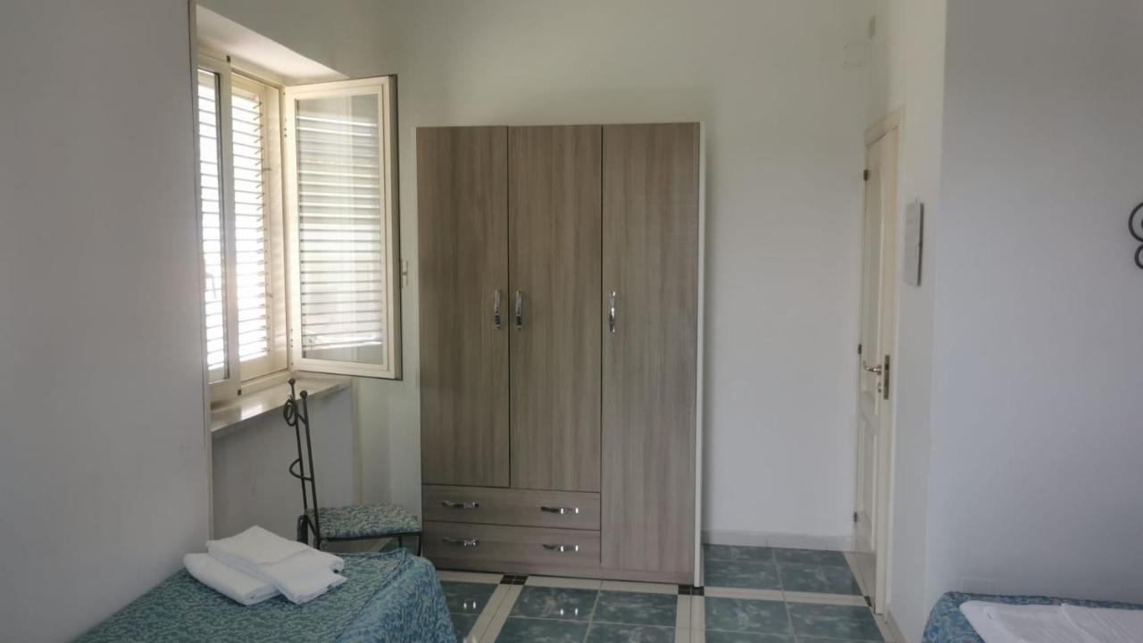 Hotel Celeste Procida Eksteriør bilde