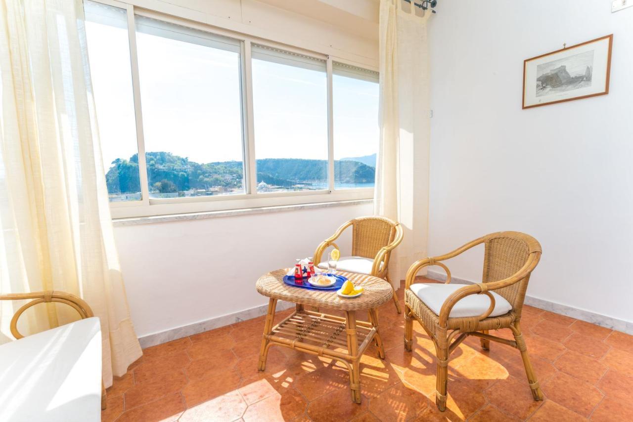 Hotel Celeste Procida Eksteriør bilde