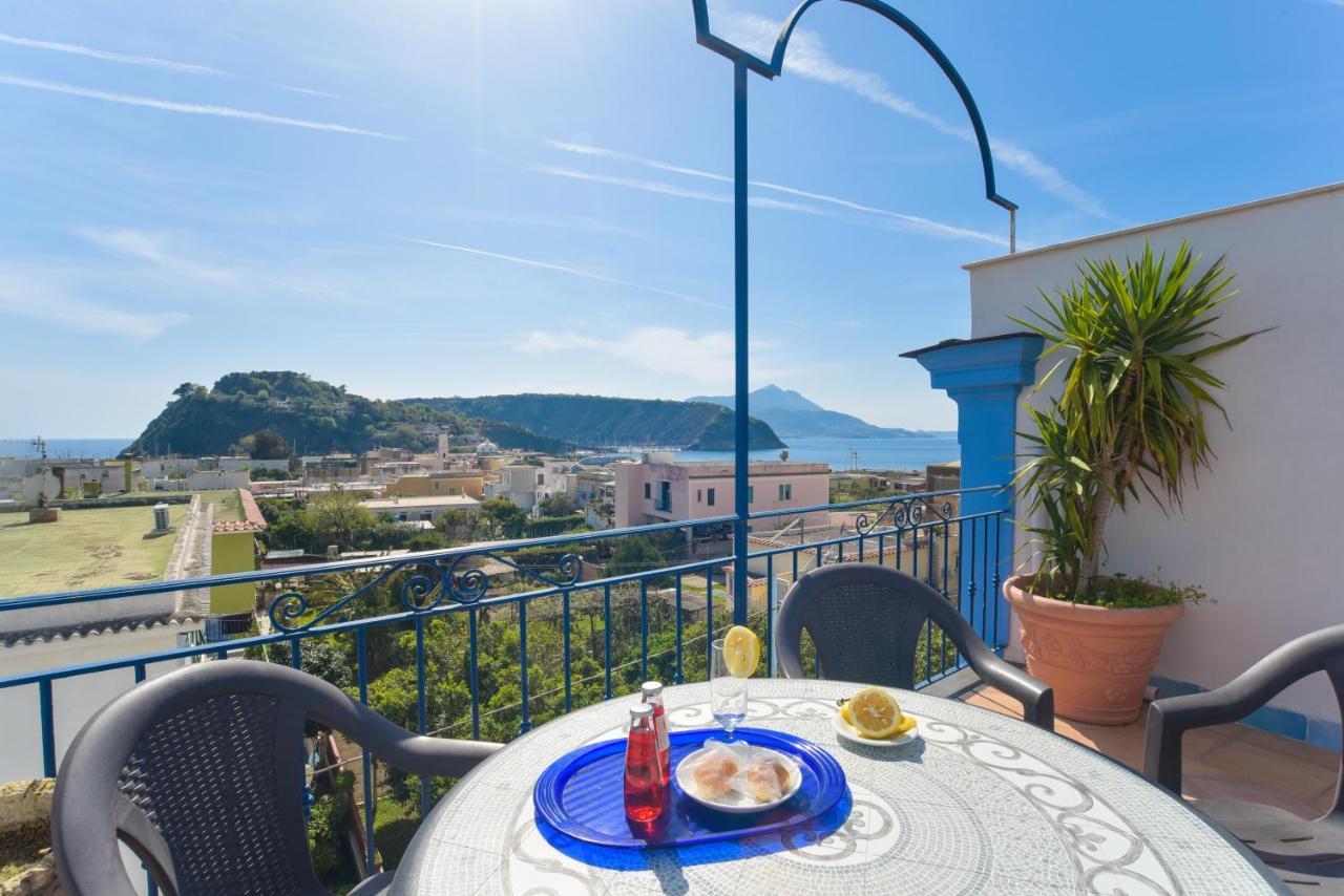 Hotel Celeste Procida Eksteriør bilde