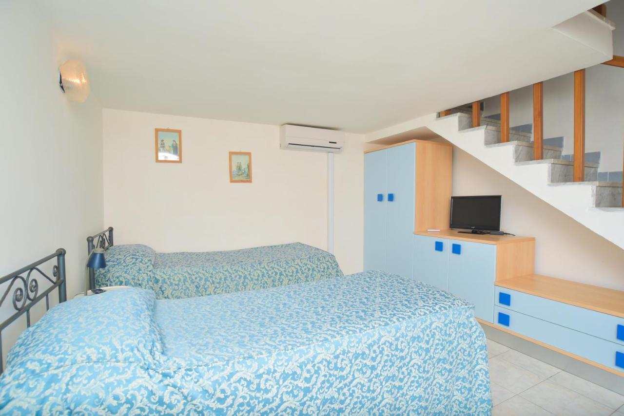Hotel Celeste Procida Eksteriør bilde