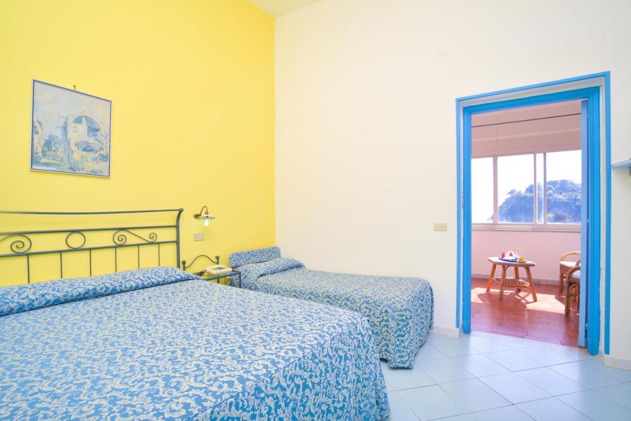Hotel Celeste Procida Eksteriør bilde