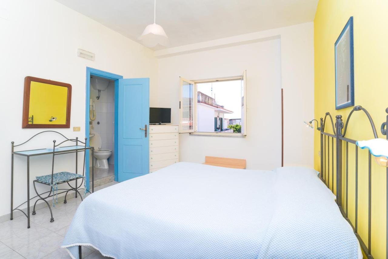 Hotel Celeste Procida Eksteriør bilde