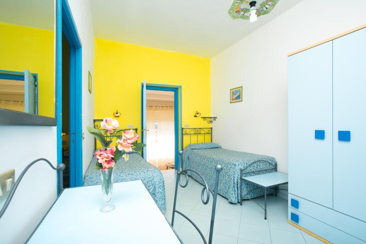 Hotel Celeste Procida Eksteriør bilde