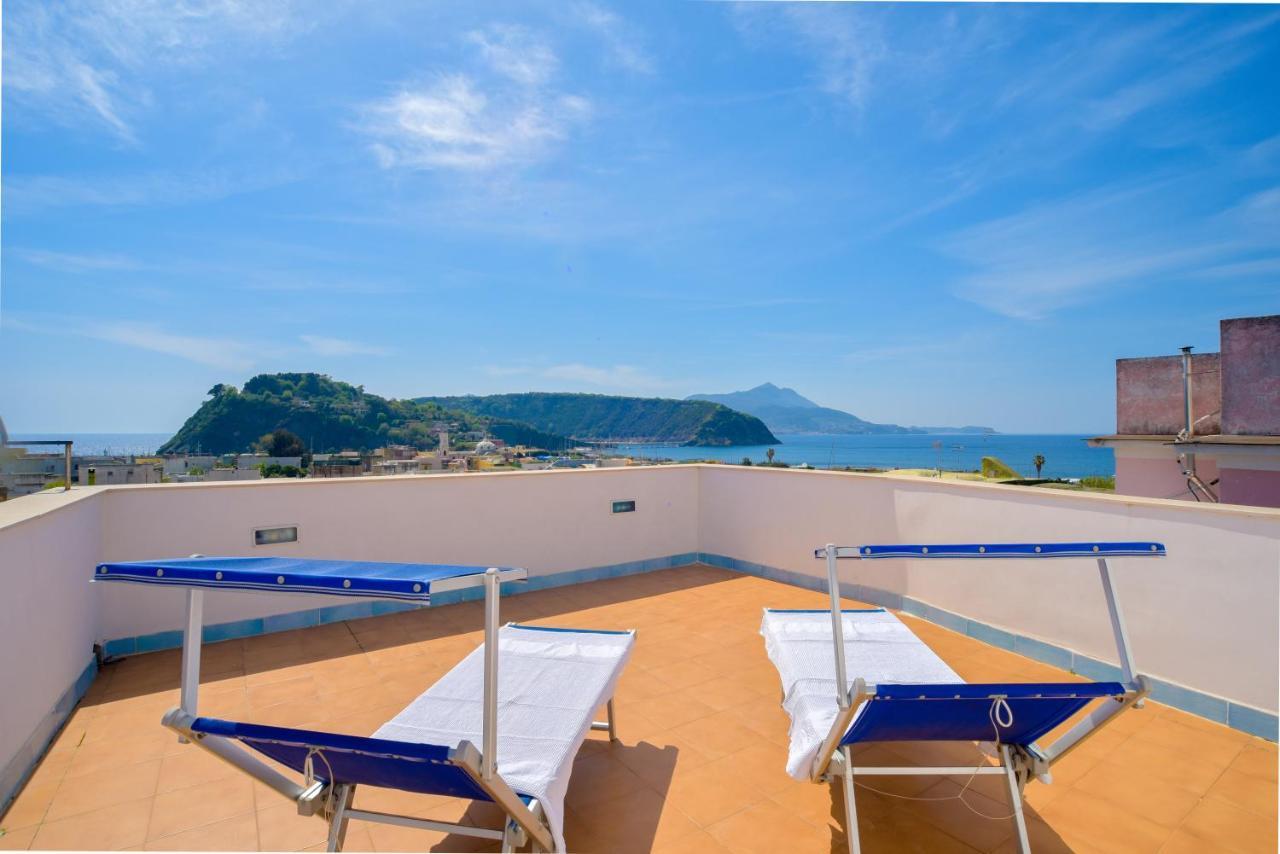 Hotel Celeste Procida Eksteriør bilde
