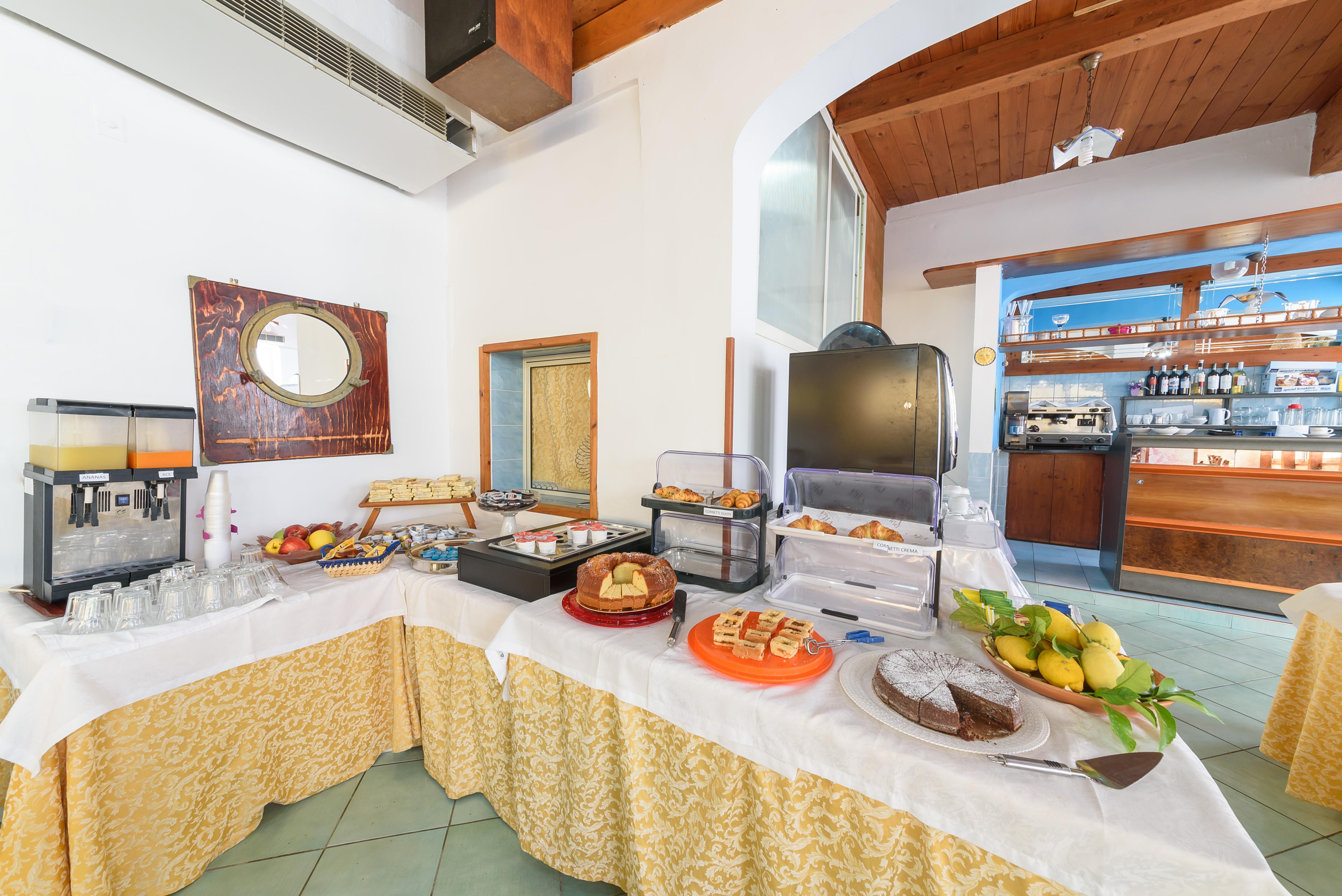 Hotel Celeste Procida Eksteriør bilde