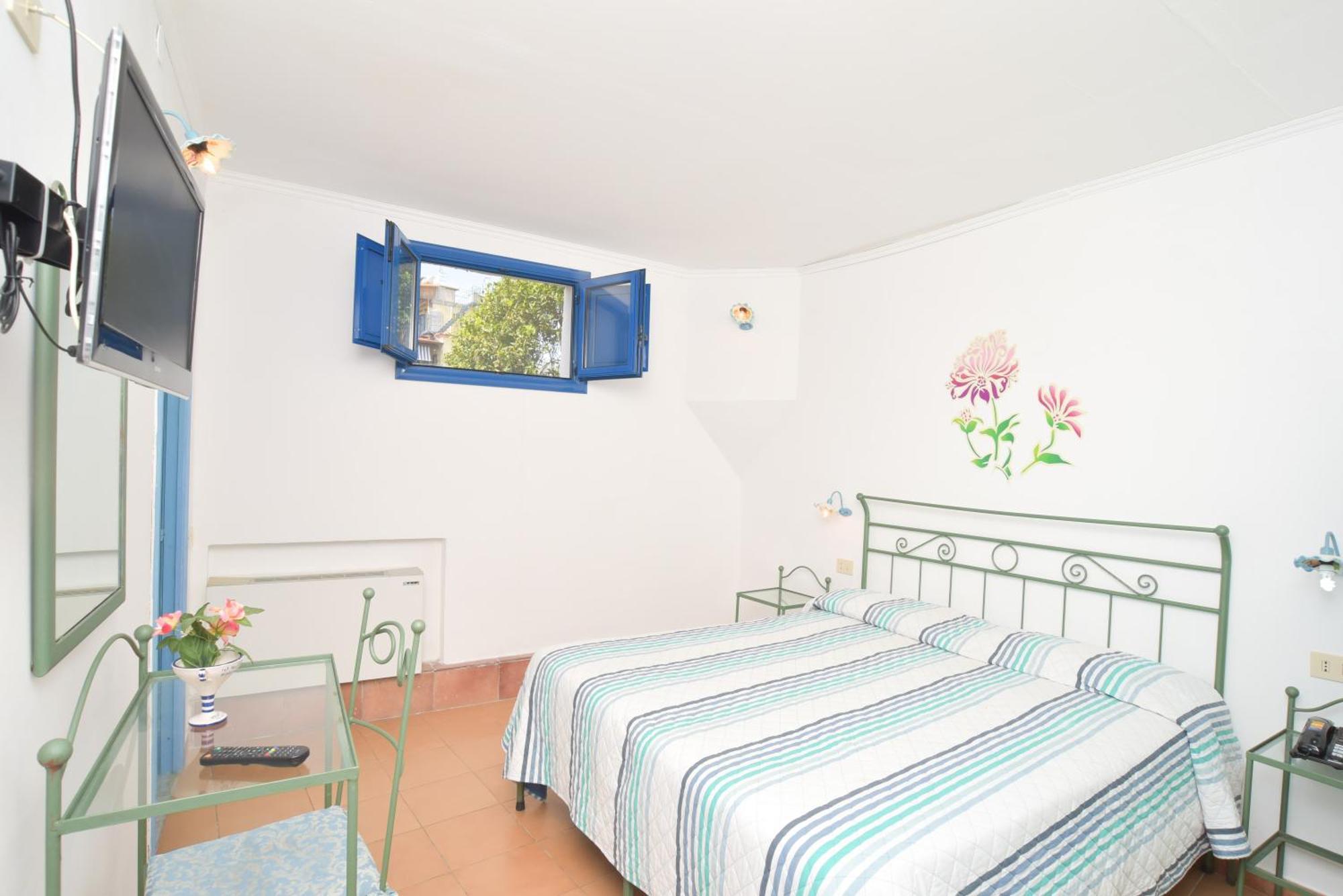 Hotel Celeste Procida Eksteriør bilde