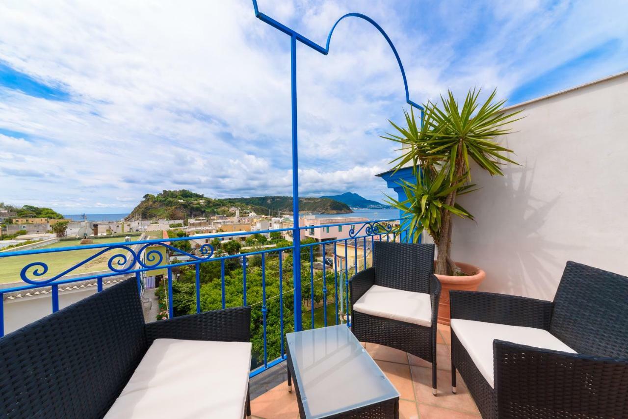 Hotel Celeste Procida Eksteriør bilde