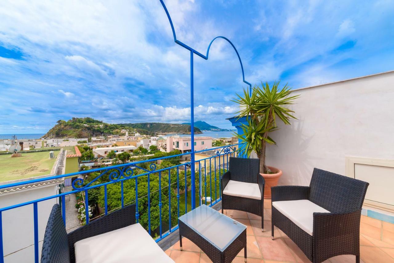 Hotel Celeste Procida Eksteriør bilde